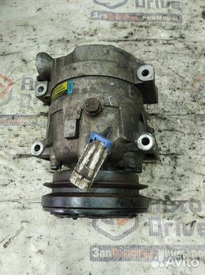 Компрессор кондиционера Daewoo Nexia седан 1.6