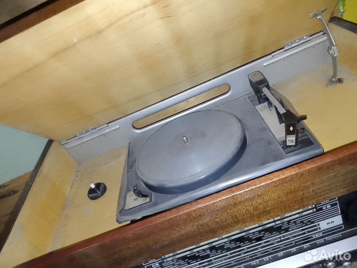 Радиола Ригонда 102