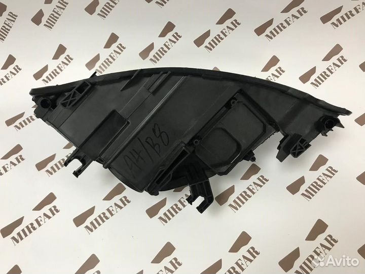 Правый корпус фары Audi A4 B8 2007-2012