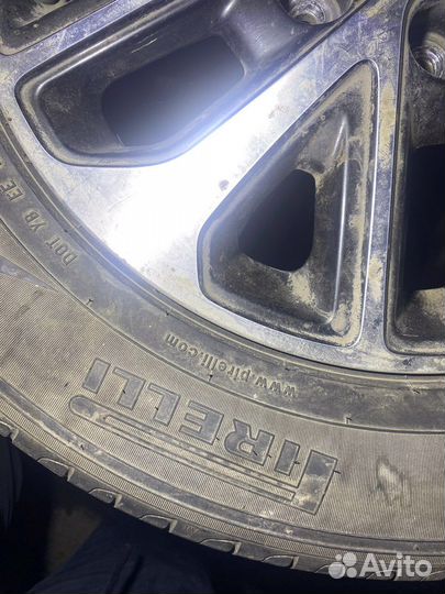 R17 Pirelli Scorpion Verde 215/65, PCD 6x139.7 DIA 67.1