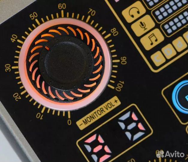 Аудиоинтерфейс FreeBoss AM-GT2