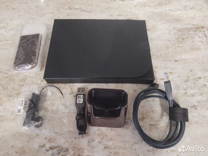 Nokia 8800 sapphire arte