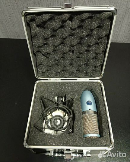 Микрофон akg p420