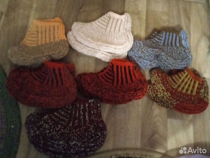 Носки,тапочки
