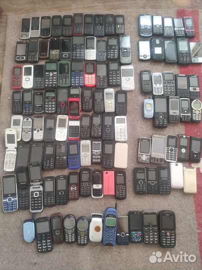 Лот мобильных телефонов 111шт рабочие