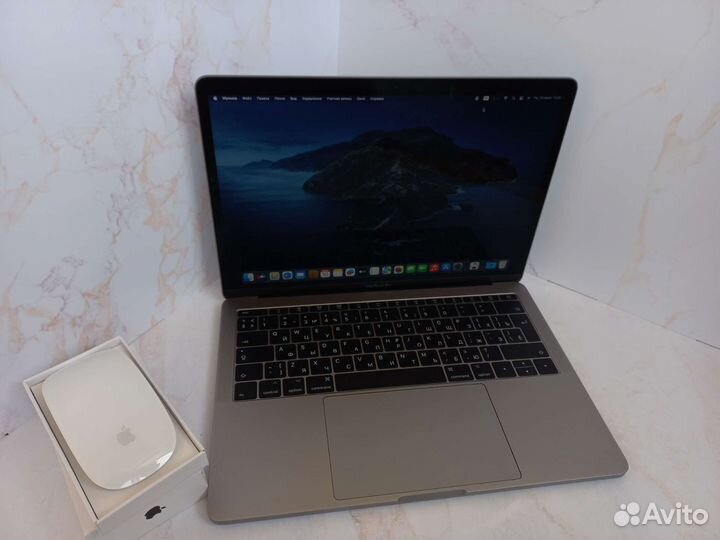 Apple MacBook Pro 13 2017 8/1тб + magic mouse 2