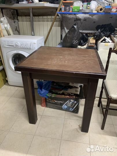 Дубовый стол