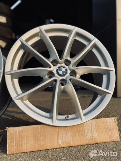 Диски R18/7J; 5x112; ET22; цо66.6 BMW Original