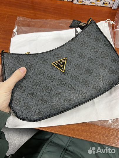 Сумка guess