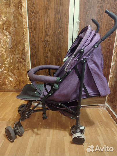 Прогулочная коляска трость