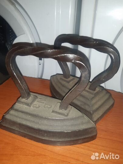 Утюг чугунный СССР тяжелый