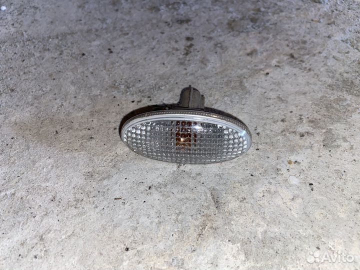 Повторитель поворота Mazda 3 BK