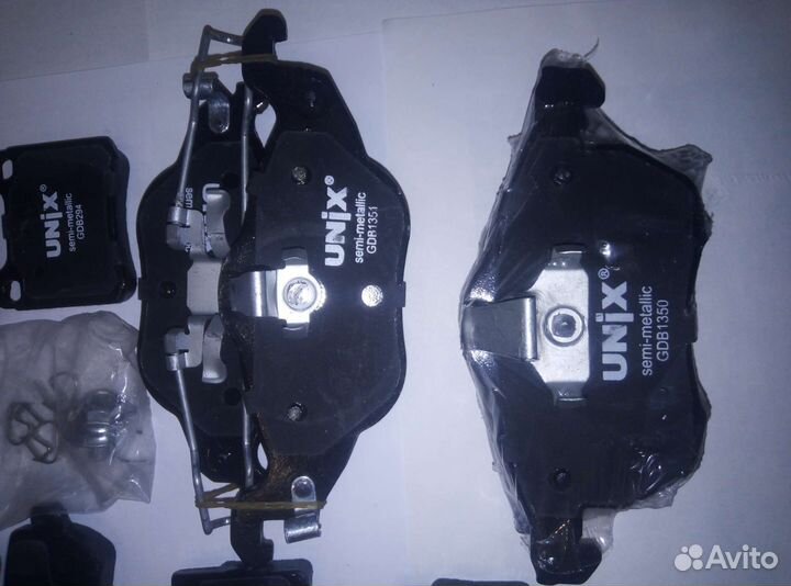 Тормозные колодки 15шт Opel Mercedes пересортица