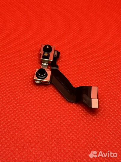 Передняя камера на iPhone 13 pro max