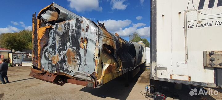 Полуприцеп рефрижератор Krone SD, 2011