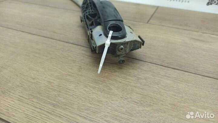 Ручка двери внешняя передняя левая Volkswagen Polo