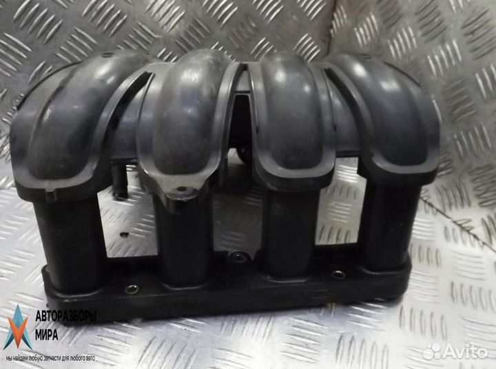 Коллектор впускной Nissan Note E11 2006