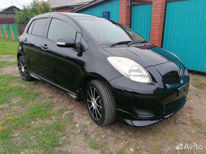 Toyota Vitz 1.0 CVT, 2009, 77 000 км