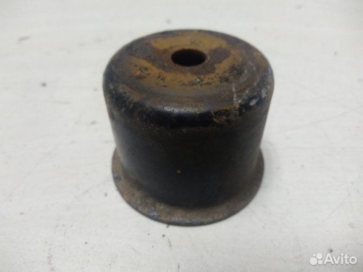 Упор отбойника Audi 80/90 B4 1992-1995 седан 2.0