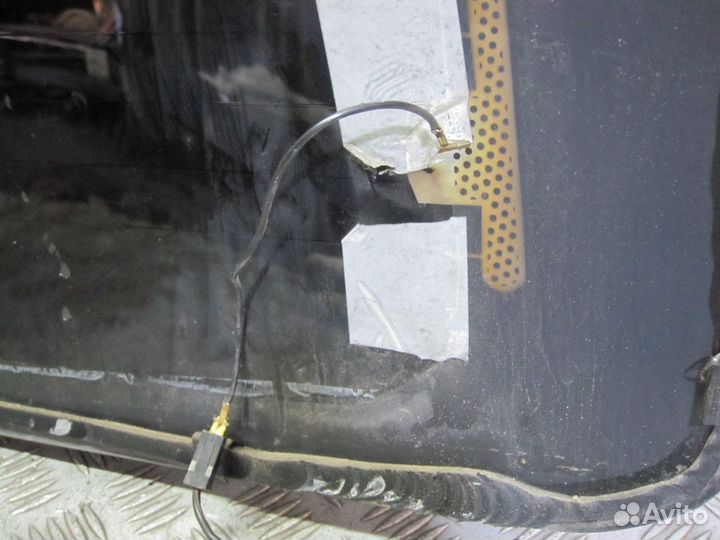 Стекло заднее Hyundai Starex H1 1997-2003