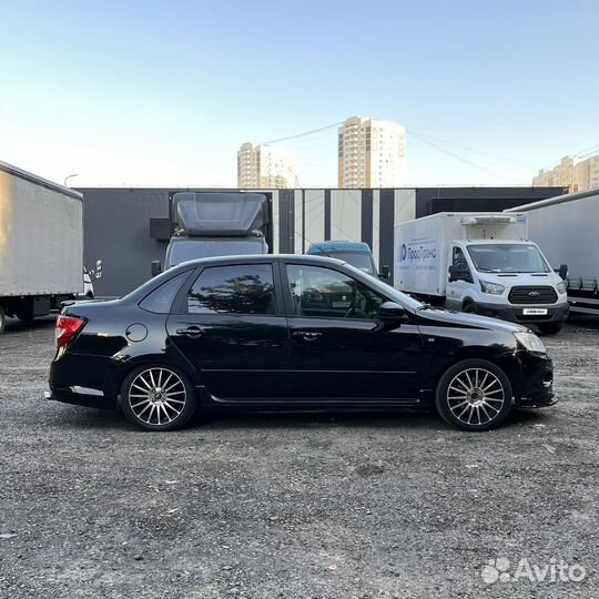 LADA Granta 1.6 МТ, 2015, 190 000 км