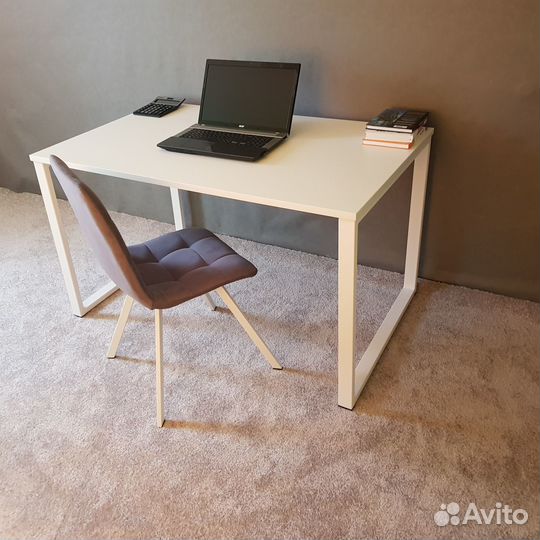 Письменный стол Лофт 140*80 см. Белые ножки