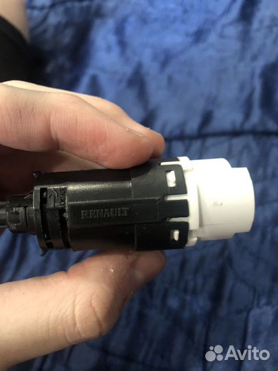 Датчик педали тормоза renault
