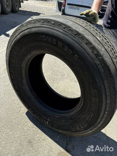 Батоны на прицеп бу 385/65 R22.5 Uniroyal