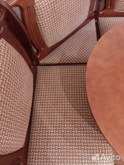 Кухонный уголок со столом бу