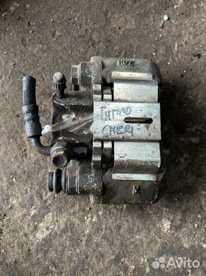 Chery tiggo задний правый суппорт