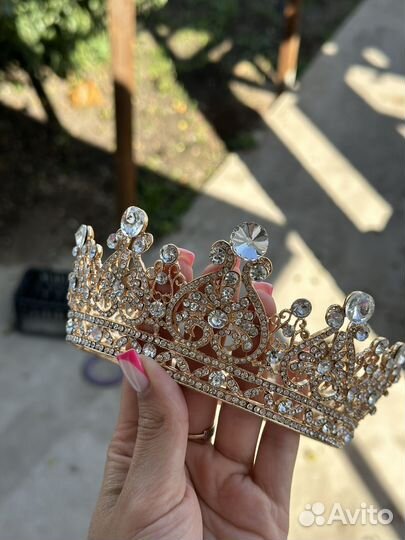 Диадема корона