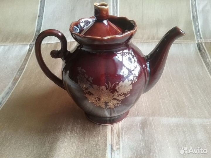 Керамические чайники и кружки из СССР