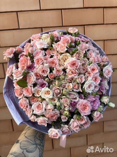 Букеты из спрей розы