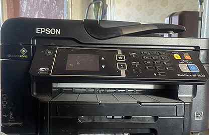 Epson Workforce WF-3620 с снпч и чернилами