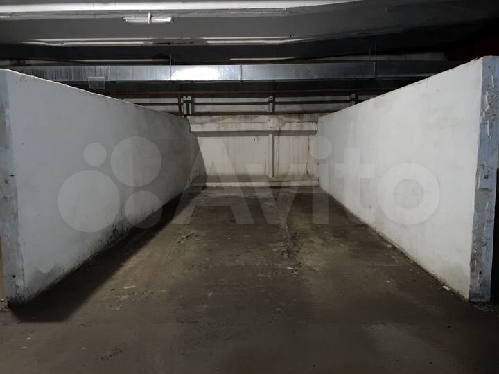 Машиноместо, 18 м²