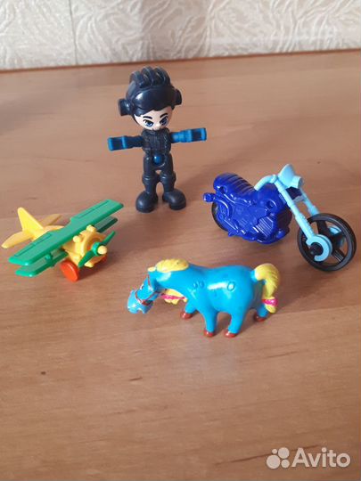 Набор фигурок из Киндер-Сюрприз - 23 шт. Од