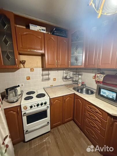 Продам кухонный гарнитур бу