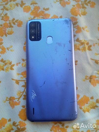 Телефон itel a48