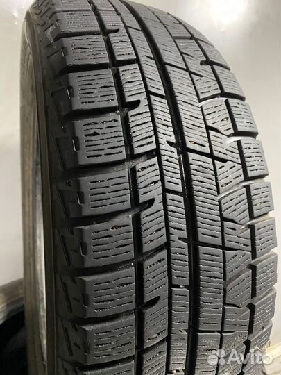 Yokohama Ice Guard IG50+ 215/60 R17