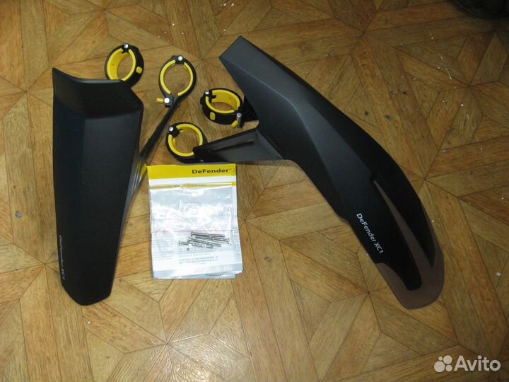 Крыло переднее 