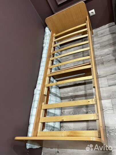 Кроватка детская бесплатно