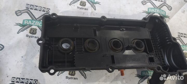 Клапанная крышка Mitsubishi Lancer 1,8