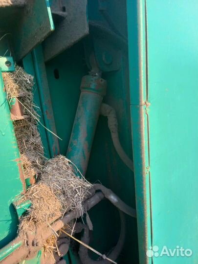 Пресс-подборщик БобруйскАгромаш ПРФ-110, 2012