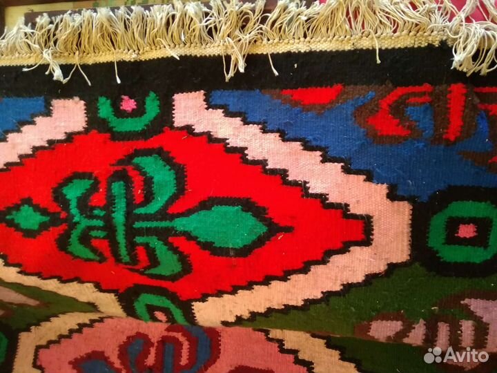 Ковер ручной работы