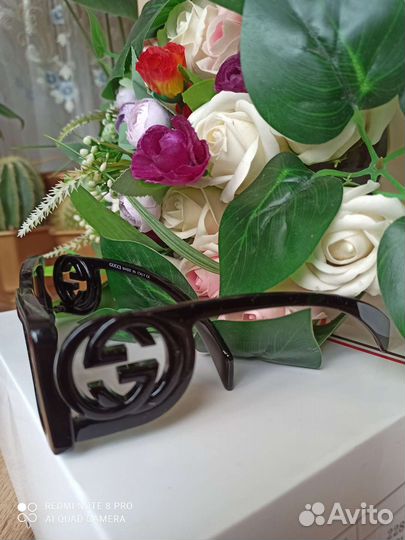 Солнцезащитные очки