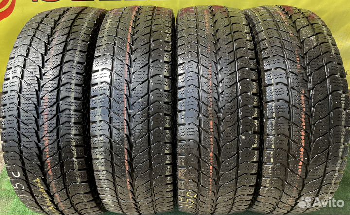 Uniroyal Snow Max 2 215/70 R15C 104R