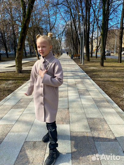 Пальто для девочки 134