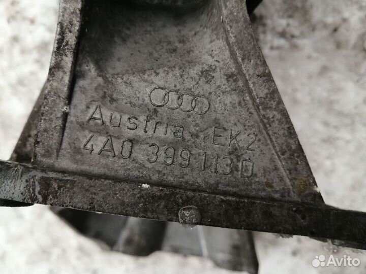 Кронштейн АКПП Ауди 100 С4 А6 С4 2.6 ABC