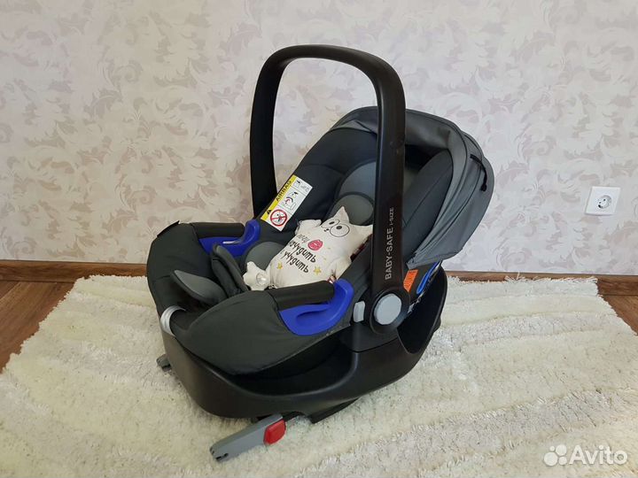 Автоклесло Britax roemer baby-safe2 i-size+база