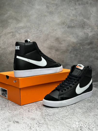 Nike Blazer Mid 77 Vintage Black Sail